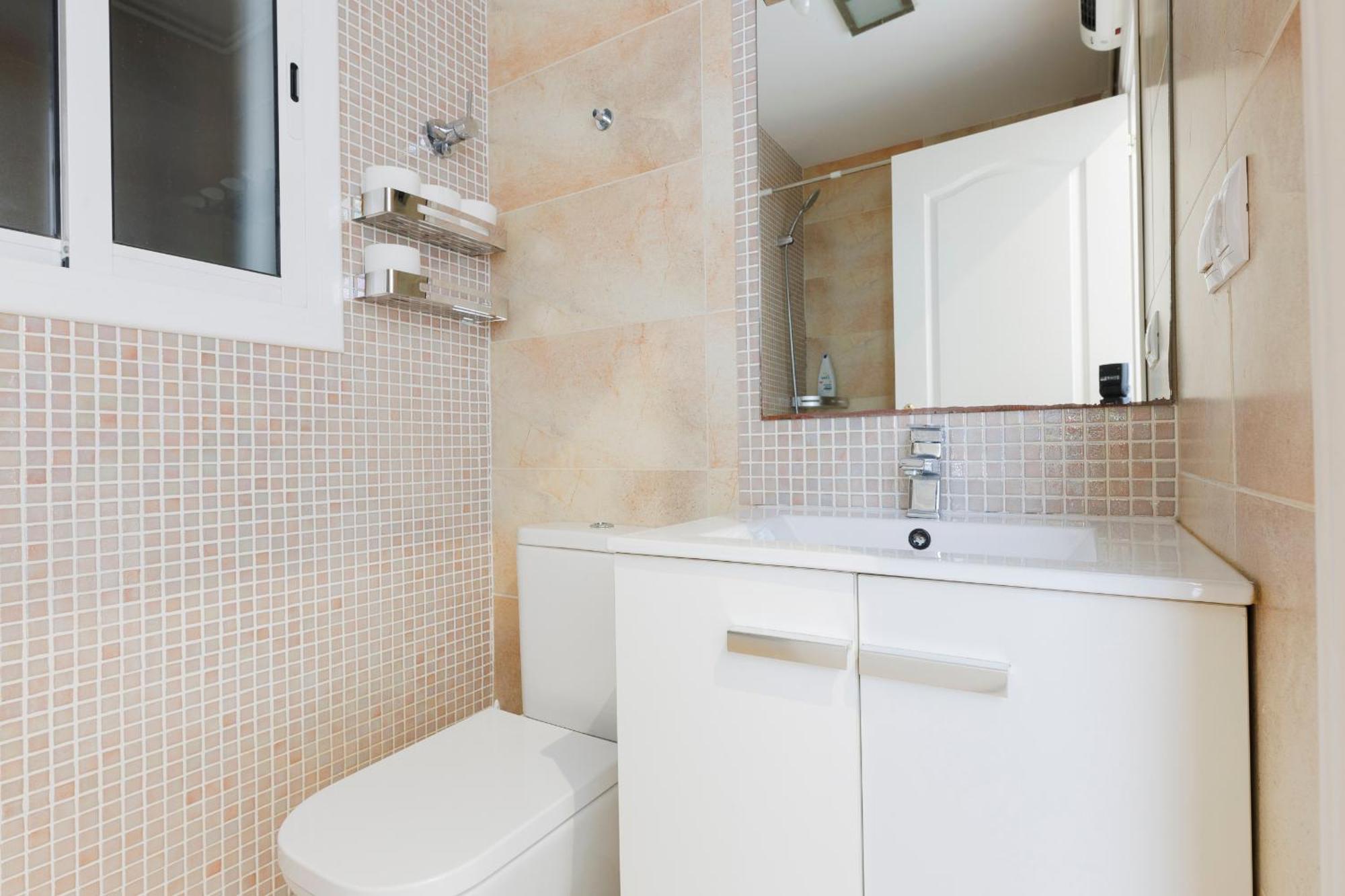 Aparteasy - Private Terrace, 3-Bedroom Apartment 바르셀로나 외부 사진
