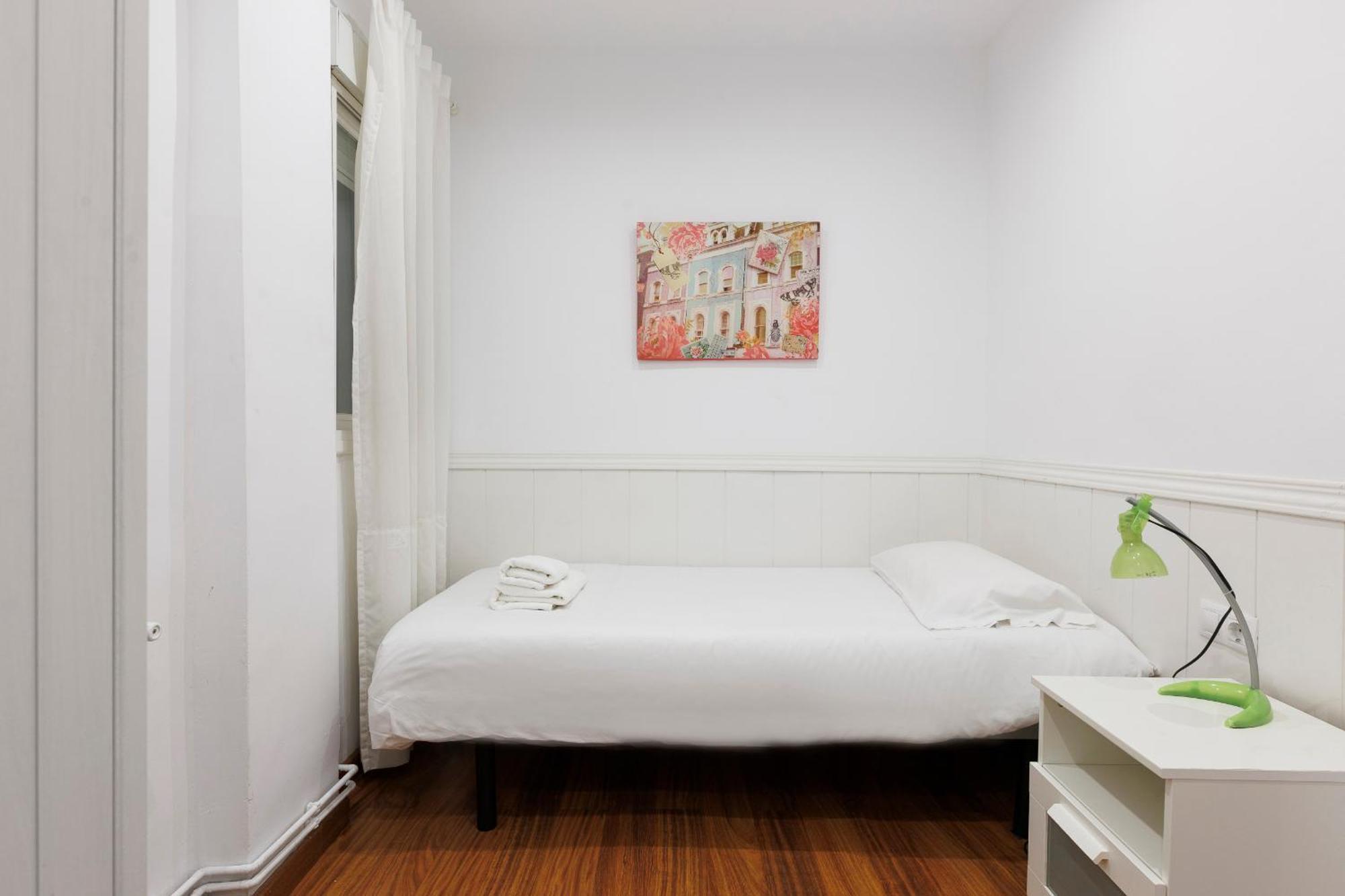 Aparteasy - Private Terrace, 3-Bedroom Apartment 바르셀로나 외부 사진